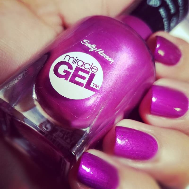 Sally Hansen Miracle Gel Nail Polish Shade 550 Hunger Flames