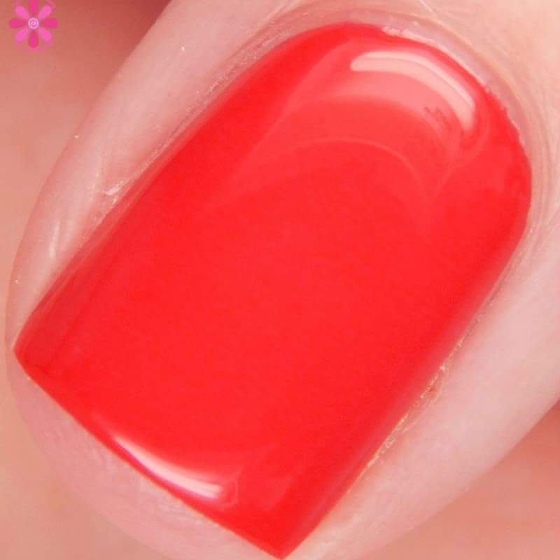 OPI Nail Lacquer "5 Apples Tall" (mini)