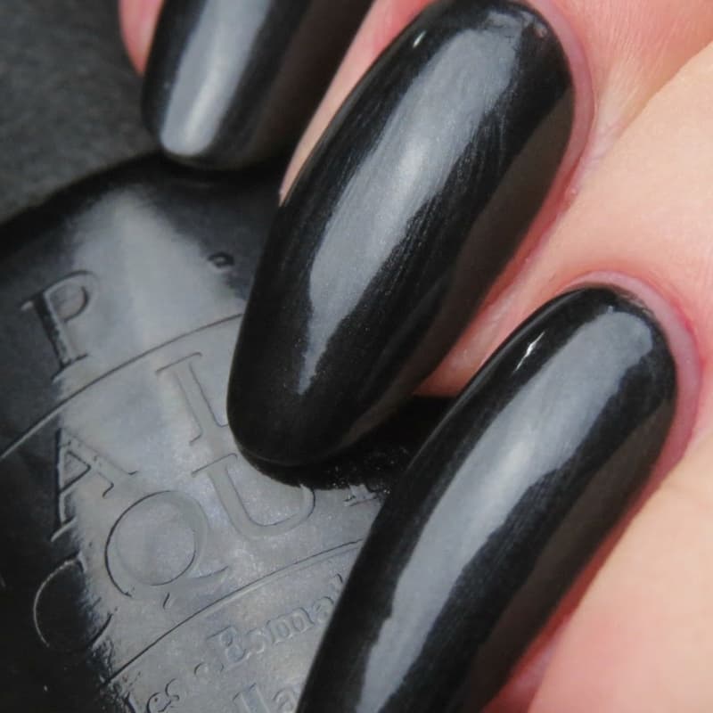 OPI Nail Lacquer "Black Dress Not Optional" (mini)