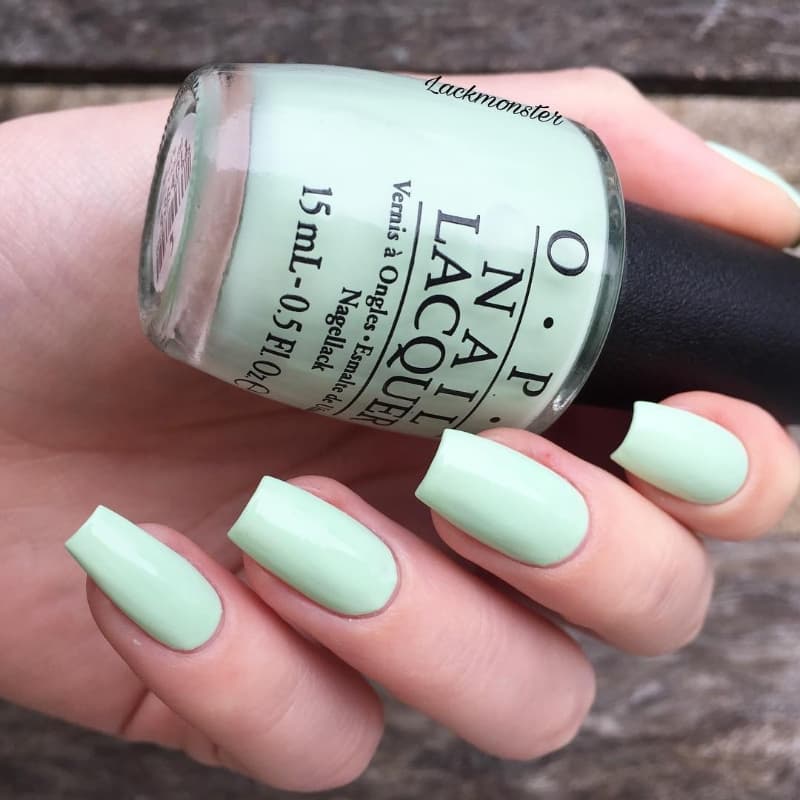 OPI Nail Lacquer "That's Hula-rious! " (mini)