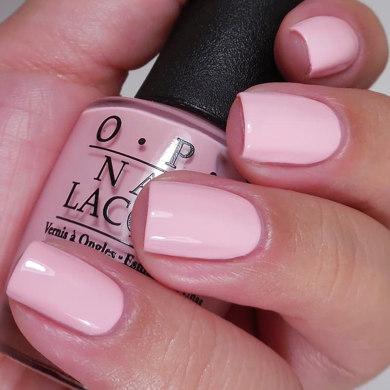 OPI Nail Lacquer "Suzi Shops & Island Hops" (mini)