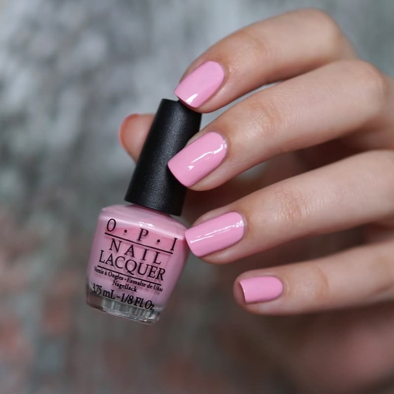 OPI Nail Lacquer "Suzi Shops & Island Hops" (mini)