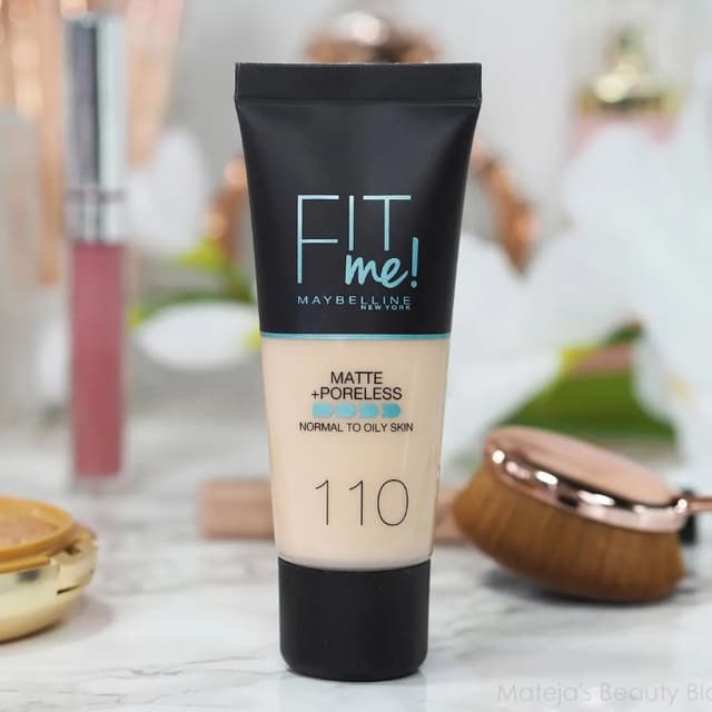 Maybelline New York Fit Me Matte + Poreless Foundation, 110 Porcelain, 30ml